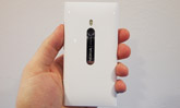 White Lumia 800 hands on