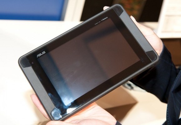 gsmarena 001 The 7 inch rugged Honeycomb tablet Asus Tough ETBW11AA announced on its way to Japan