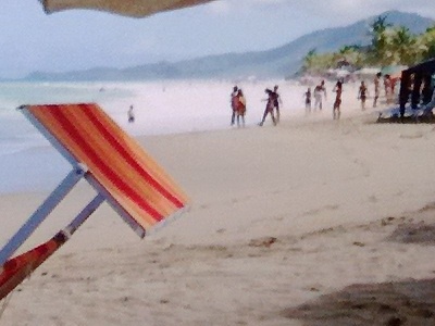http://st.gsmarena.com/vv/piccmp/nokia-lumia-820-3/crop-01-06.jpg