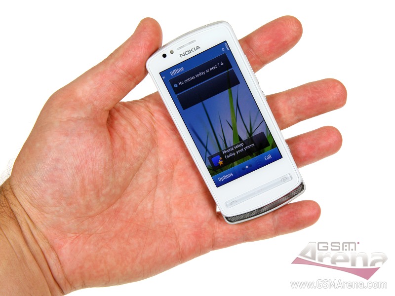 Nokia 700 preview: First look | Here Is Available World For Us