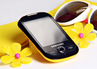 Samsung S3650 Corby review: Hot, young and social - read the full text