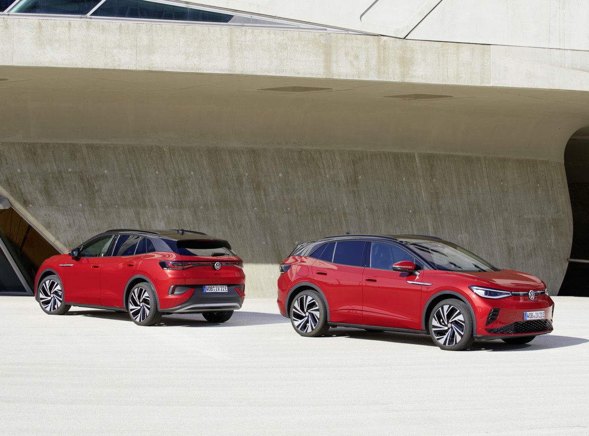 VW unveils the ID.4 GTX with dual-motor all-wheel drive and 299 hp