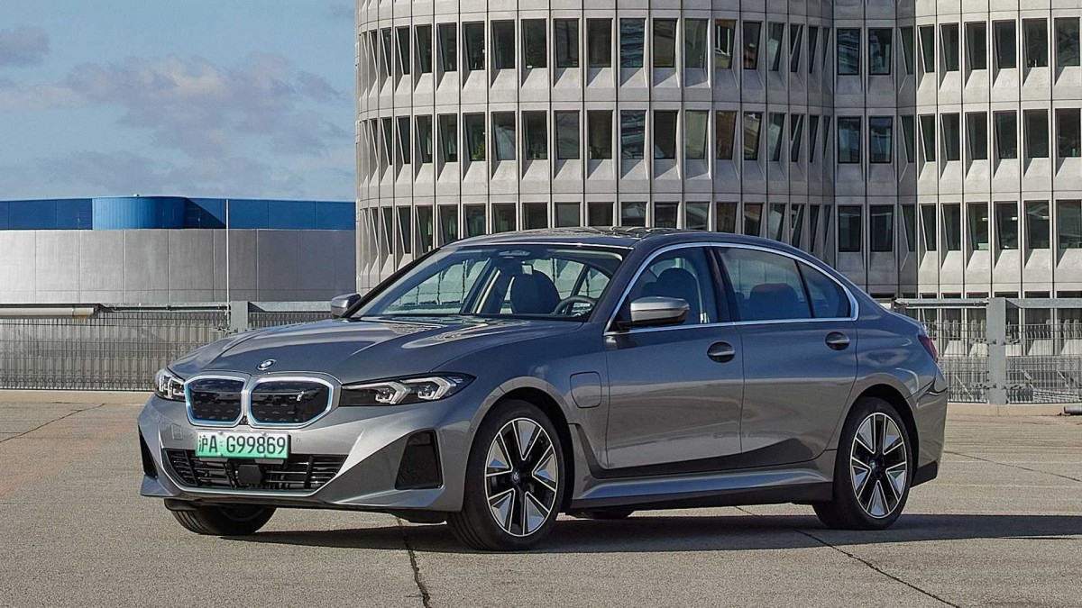 BMW 3 Series EV announced for the Chinese market