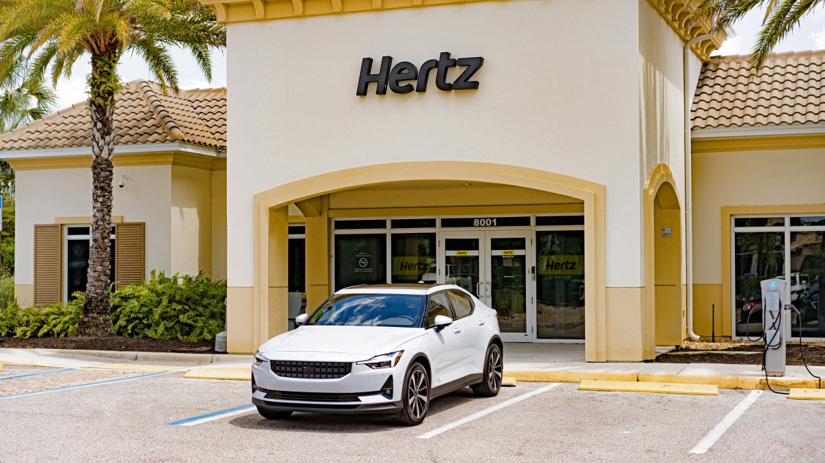 Hertz to buy 65,000 Polestar EVs