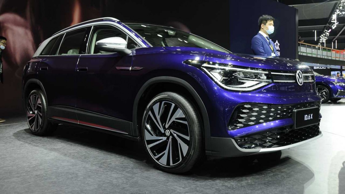 VW ID.6X is a three-row electric SUV for the Chinese market