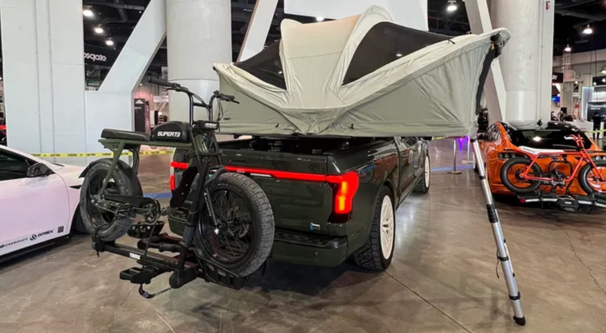 Ford F-150 Lightning and Mustang Mach-E at SEMA 2022