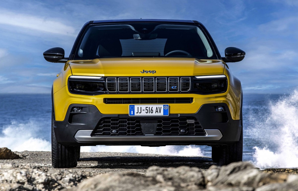 Jeep, Avenger için siparişleri açıyor, sevkiyat 2023'ün 2. çeyreğinde başlıyor