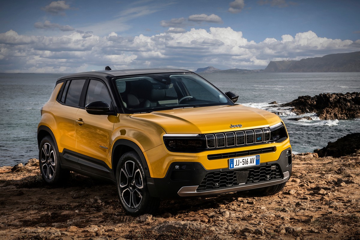 Jeep Avenger orders now live for the entire range