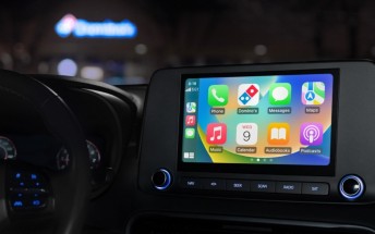 Order pizza on the go with Domino's Pizza app and Apple CarPlay integration