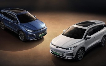 BYD shares first interior images of Denza N8 SUV