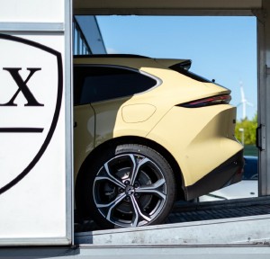 Sunbathe Yellow ET5 Touring