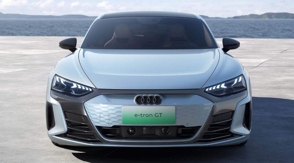 Audi e-tron GT charges into China with a starting price of <span class=
