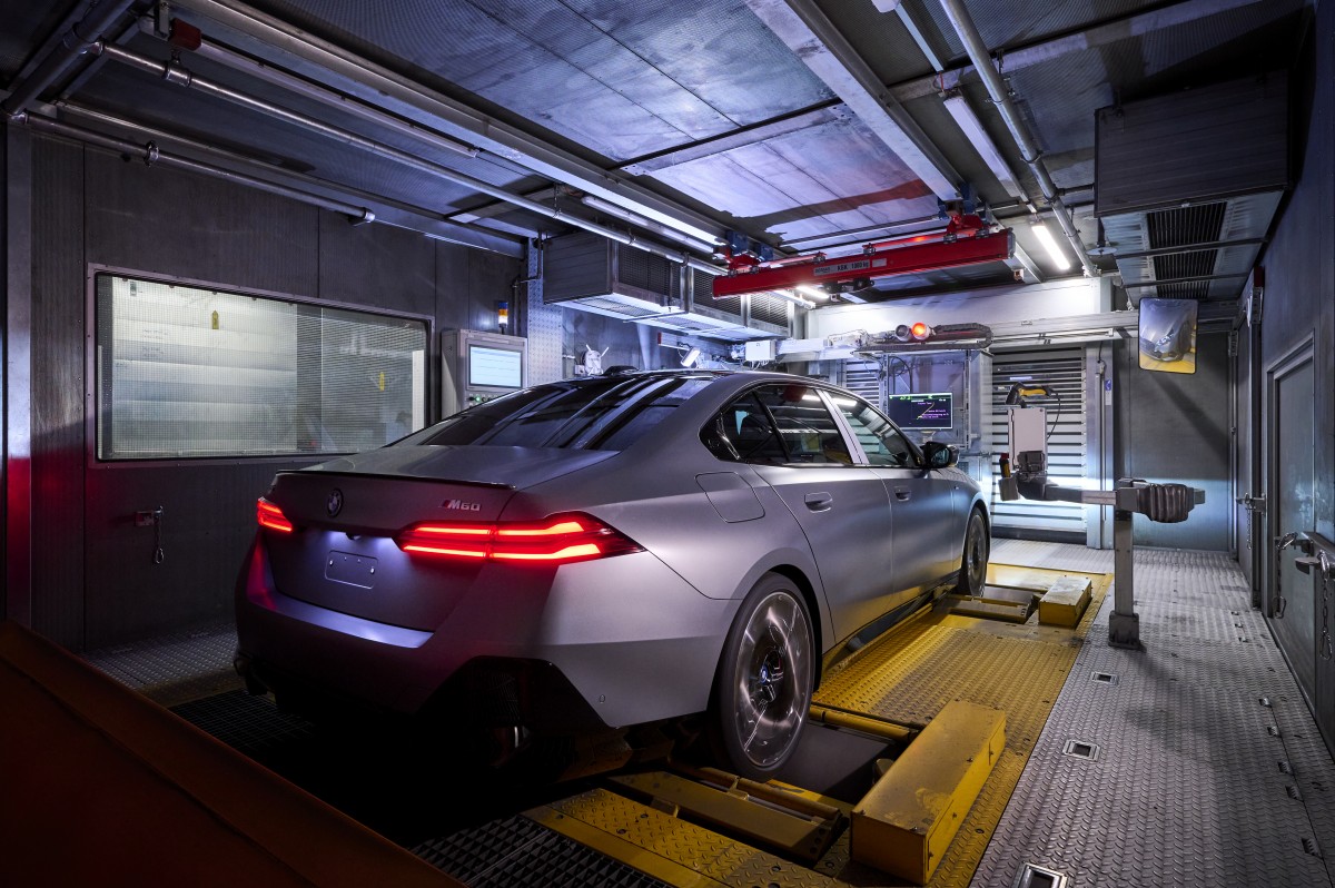 BMW starts i5 production in Dingolfing, Germany