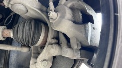 The suspension is direct and responsive.