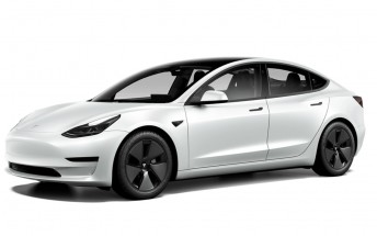 Tesla replaces white with Midnight Silver as its standard color