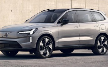 Volvo EX90 on pause with software integration delaying launch to 2024