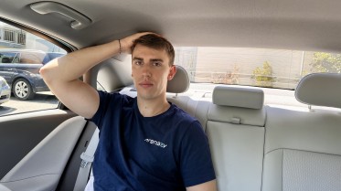 Even tall passengers fit without problems into the backseats of the Ioniq 6.