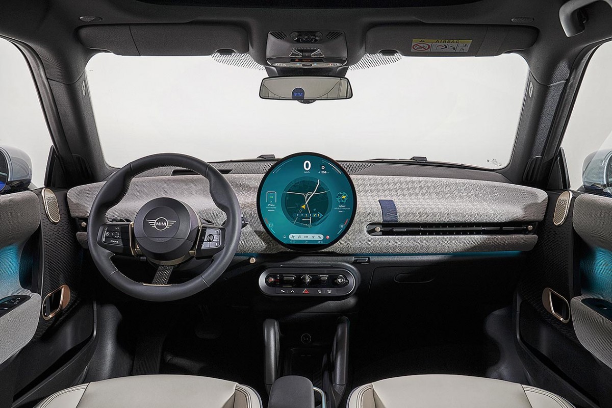 First electric Mini Cooper rolls off production line in China