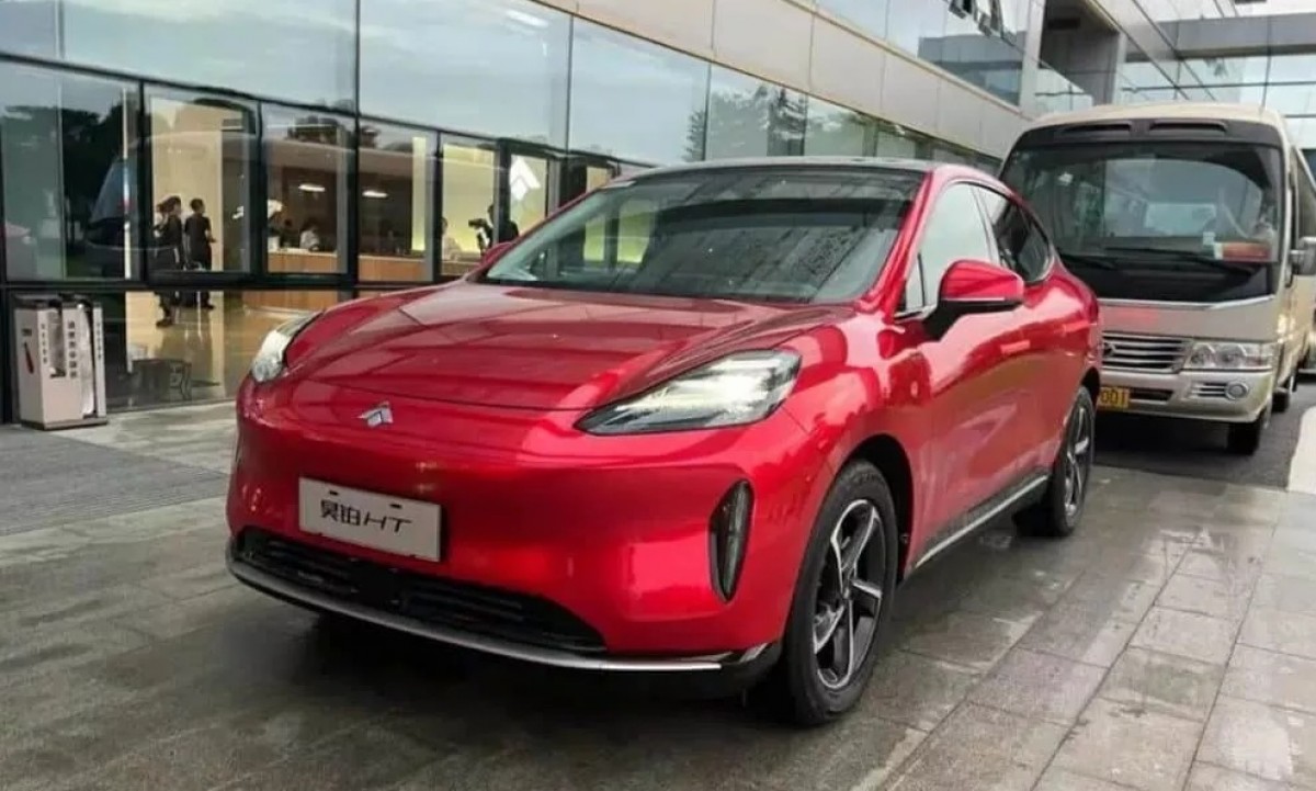 GAC Aion unveils the electric Hyper HT SUV with gullwing doors