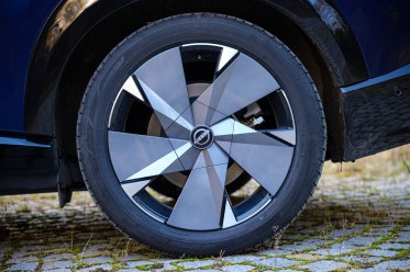 The Dunlop tires we had prioritize grip over efficiency, which is a trade you should really consider when equipping your Ariya.