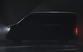 Renault reveals the new Master's silhouette