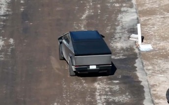 Tesla Cybertruck flaunts 4-wheel steering while crab-walking