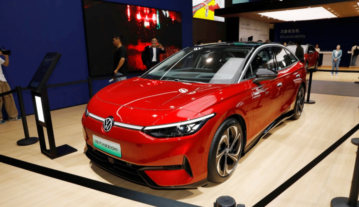 Volkswagen ID.7 Vizzion electric sedan enters pre-sales in China