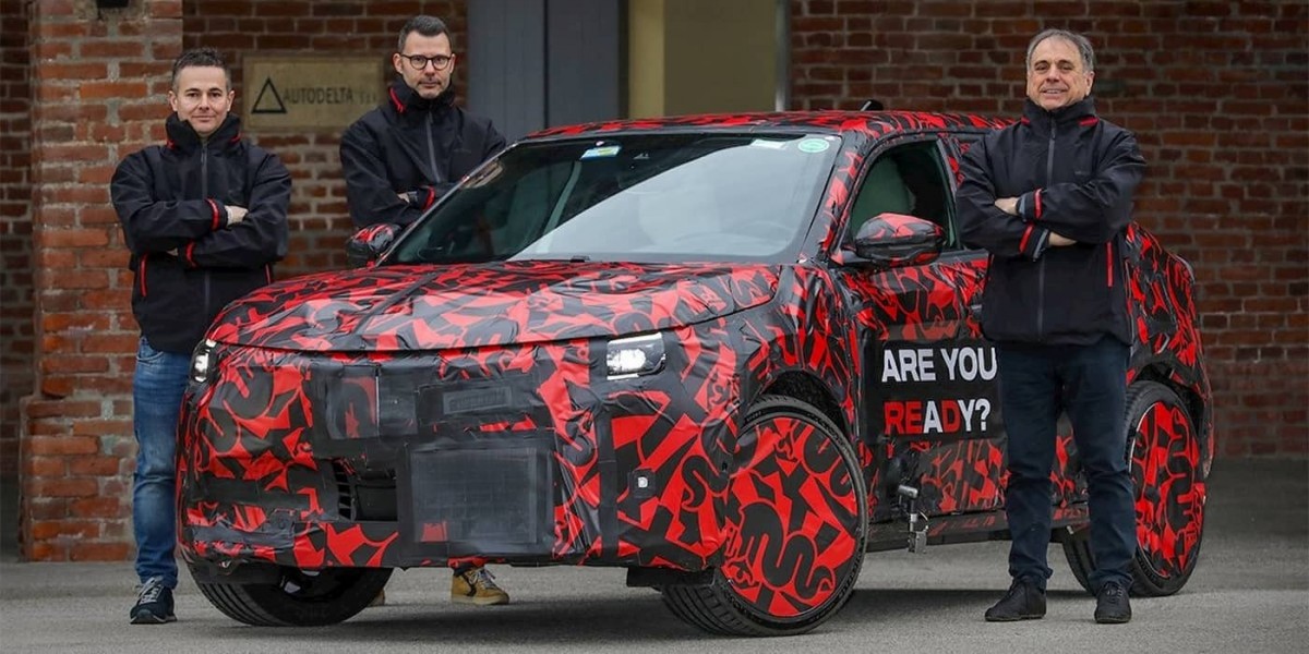 Alfa Romeo Milano shown for the first time