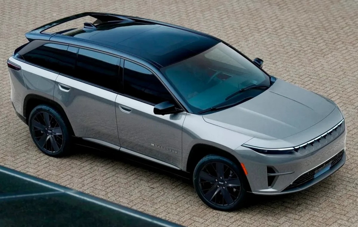 All-electric Jeep Wagoneer S shows up in leaked images