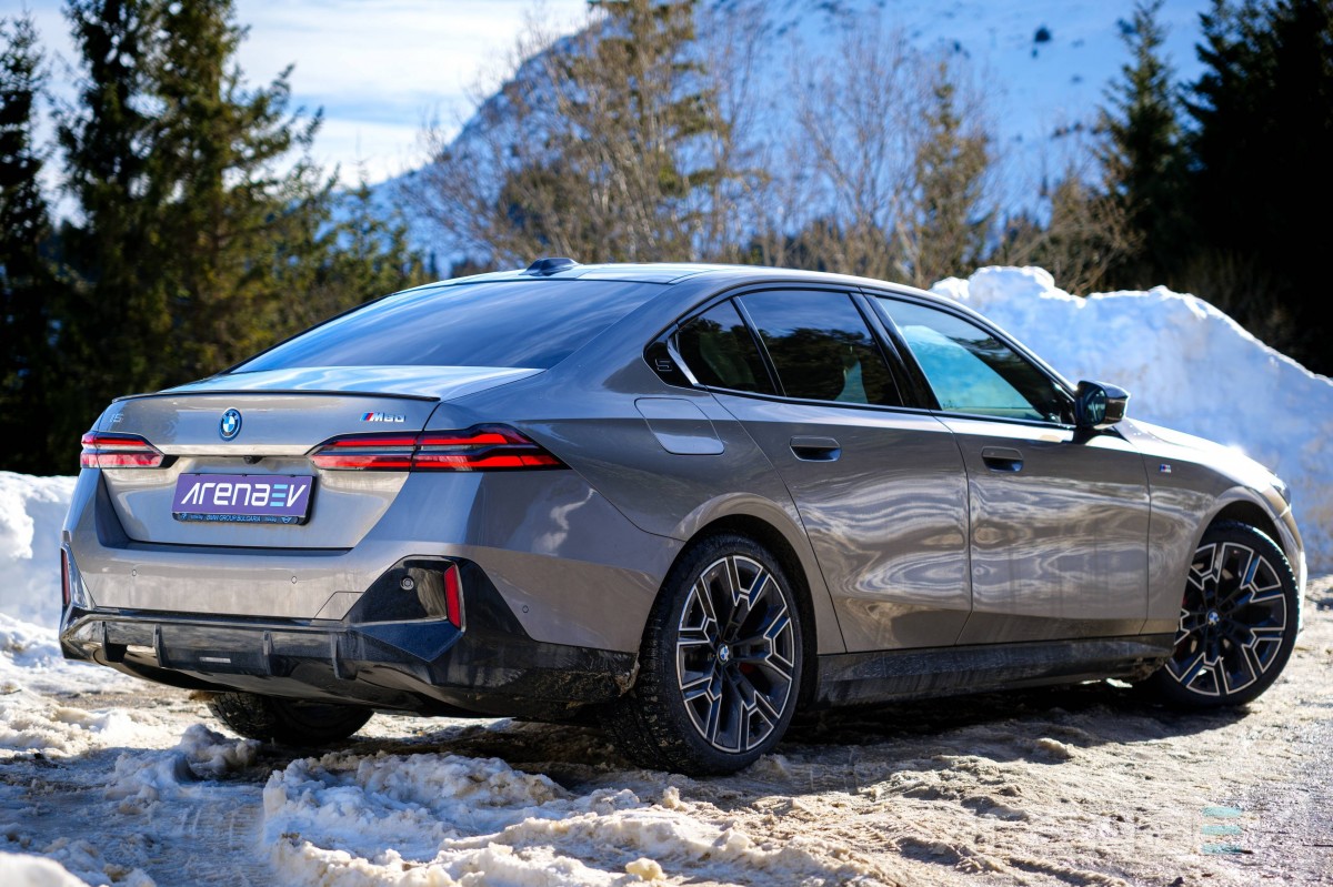 BMW i5 M60 review