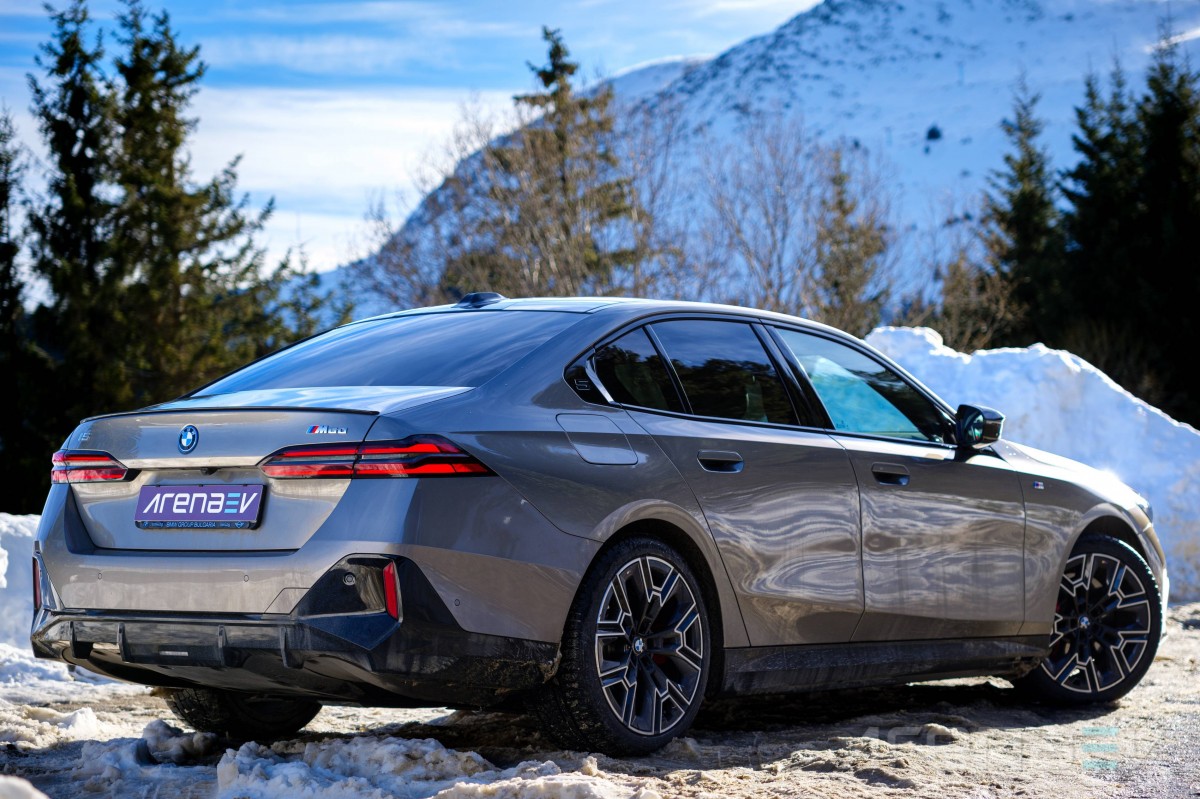 BMW i5 M60 review