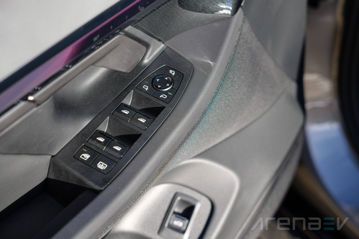 BMW i5 M60 review