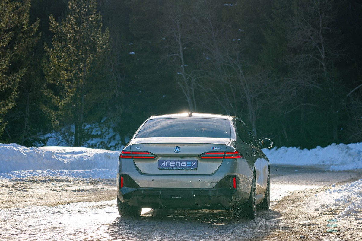 BMW i5 M60 review