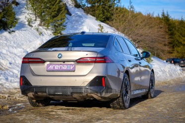 Carbon makes the rear look even meaner.