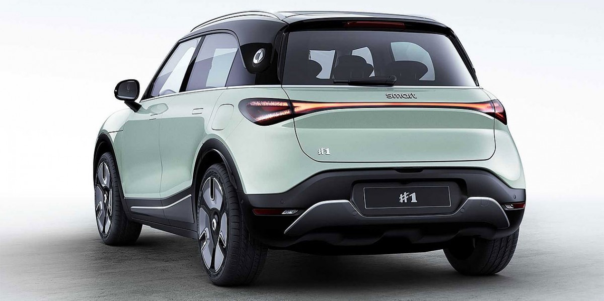 Smart introduces new, cheaper base model #1 in UK