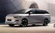 XPeng X9 MPV makes official debut