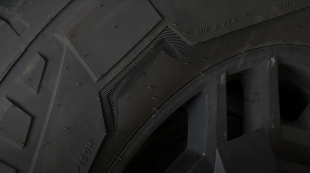 Tesla Cybertruck's aerodynamic wheel covers cause damage to tires
