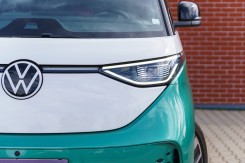 The headlights of the ID.Buzz are not rounded, yet remain highly distinctive!