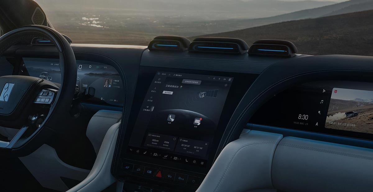 BYD's Yangwang U8 gets off-road ready with Master Edition