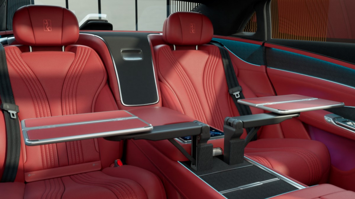 BYD's Yangwang U7 debuts in China - an electric 1,287-hp status quo challenger