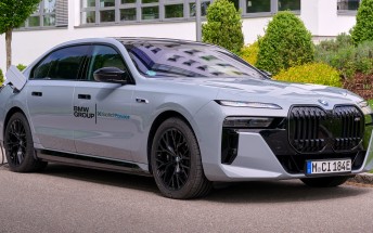 BMW starts testing i7 powered by solid-state battery