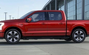 Ford F-150 Lightning pulls ahead of Tesla Cybertruck in Q1