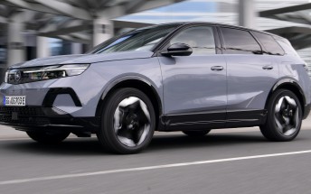 Electric Opel Grandland gets AWD version with 325 hp