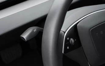 Tesla does a U-turn and reinstalls turn signal stalk on Model 3 in China