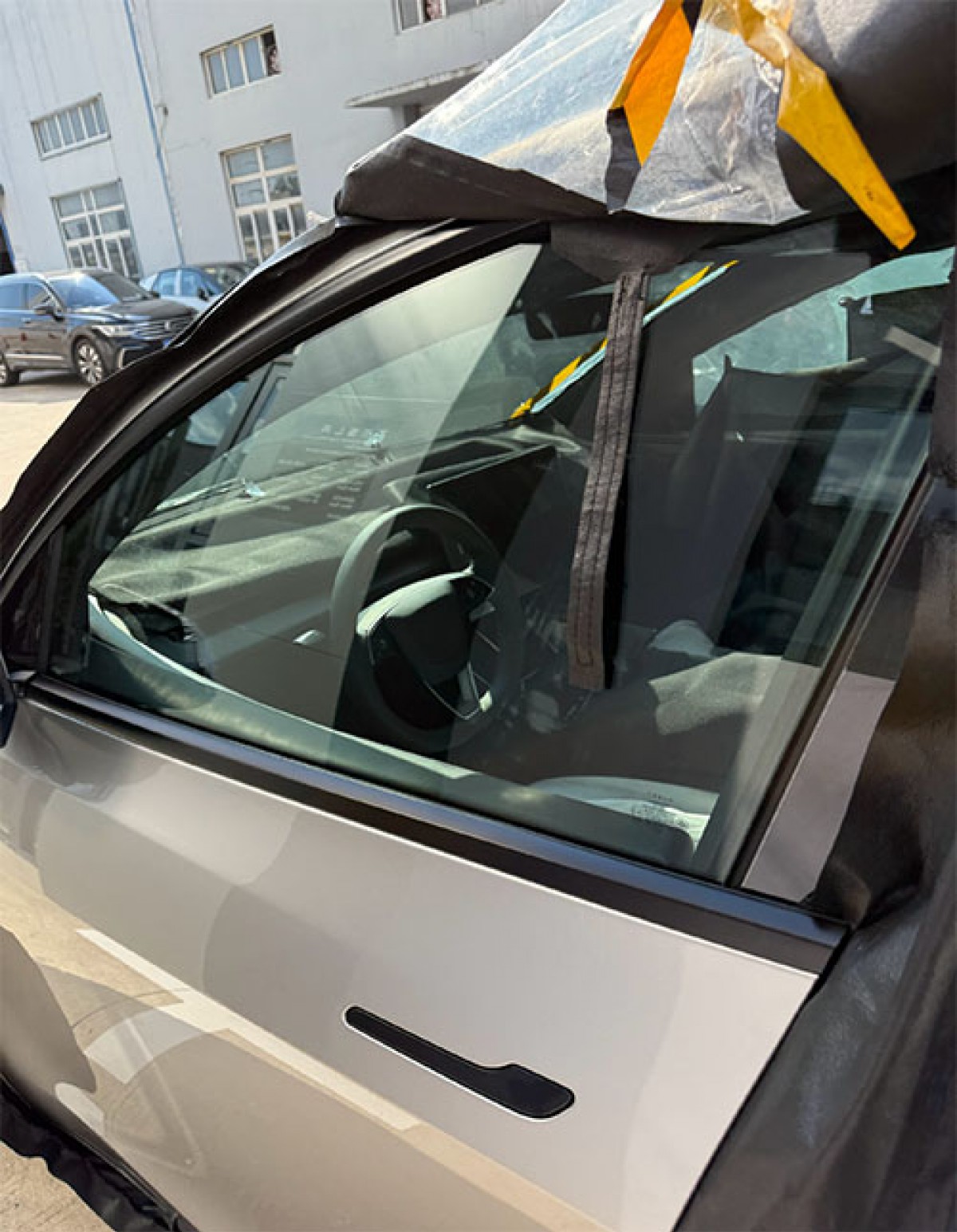 Tesla Model Y L is already heading to showrooms