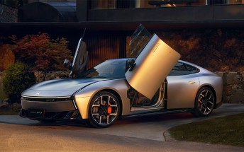 XPeng P7 to retain scissor door version after refresh