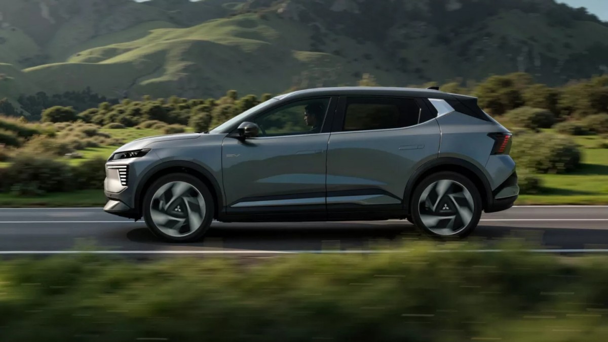 New Mitsubishi Eclipse Cross EV is just a French SUV with a Japanese name