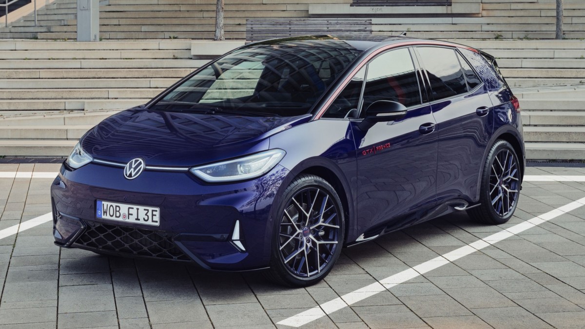 Volkswagen's electric throwback to the 90s ID.3 GTX FIRE+ICE enters production
