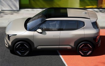 Here's the Kia EV2 in traffic in Korea