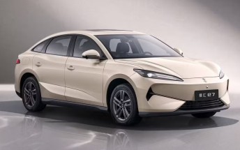 BYD revealed every taxi driver’s dream - Linghui e7 with flash charging support